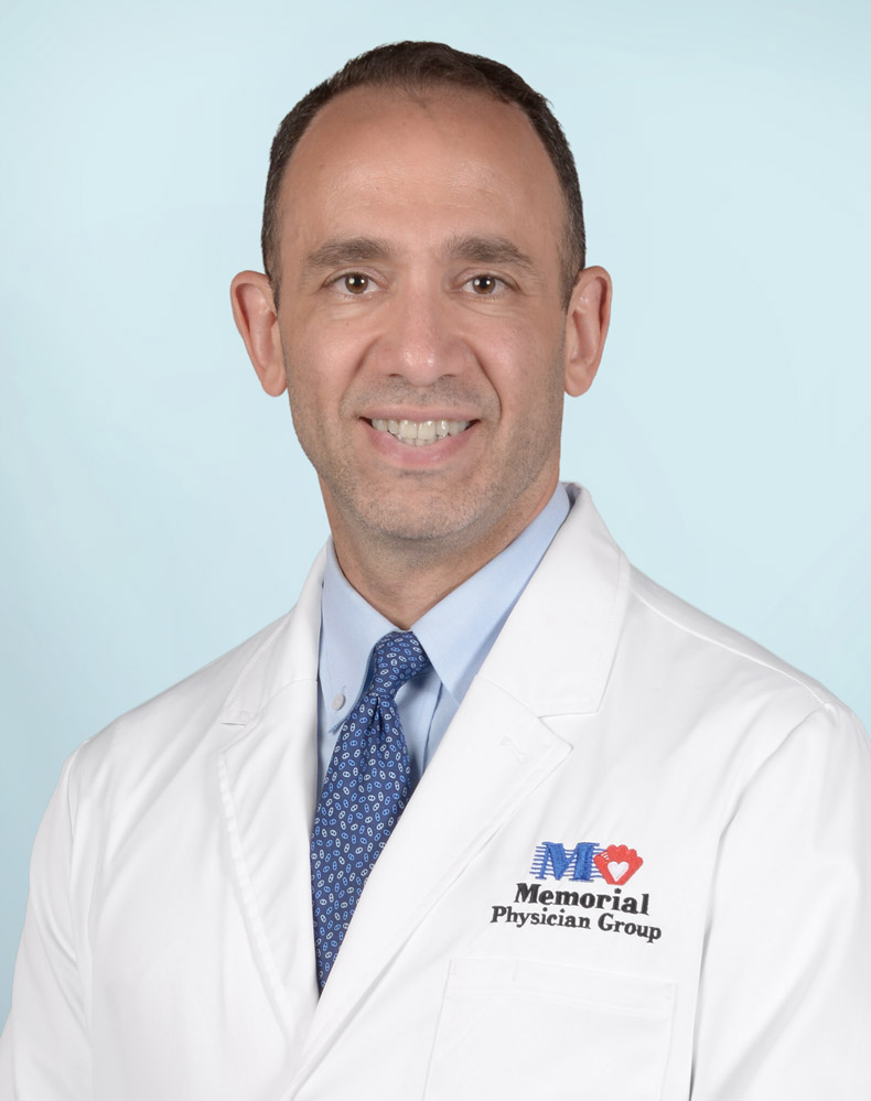 Headshot of Mustafa Akbiek