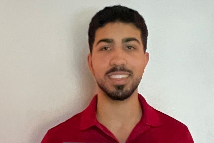 Justin Bogle, high school volunteer scholarship recipient